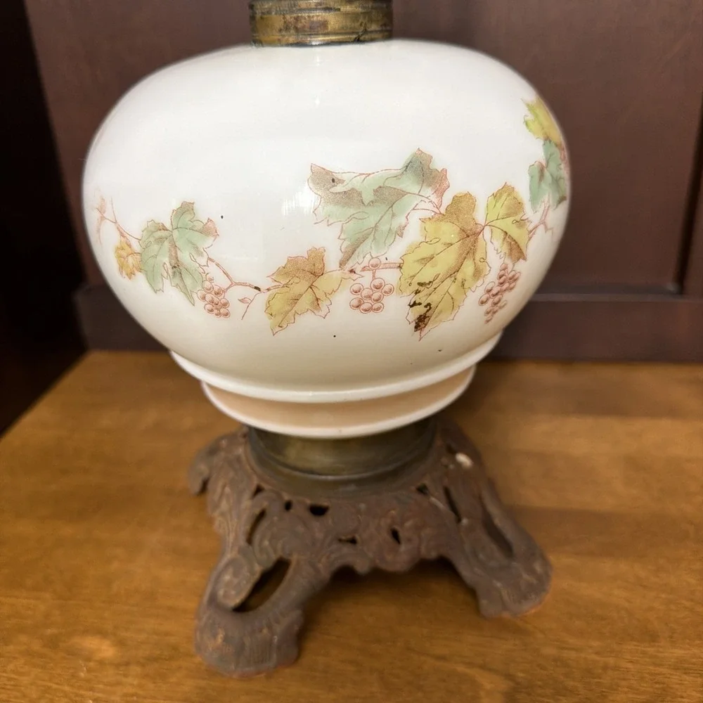 Oil Lamp Glass Transfer pattern Grapevine Winery Vintage 19
